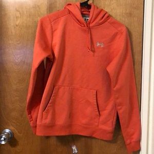 3/$22 Women’s Under Armor Hoodie Size Small